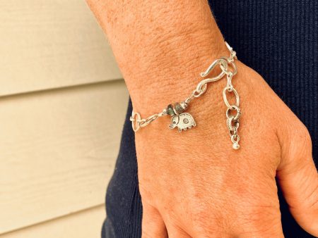 Bracelet - silver link with charm For Sale