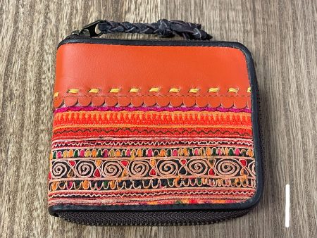 Wallet - fine stitch zip on Sale